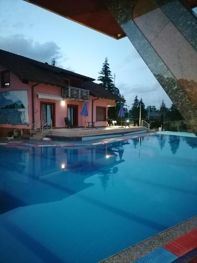 Stevin Ranc Apartamento Bosanska Dubica Exterior foto